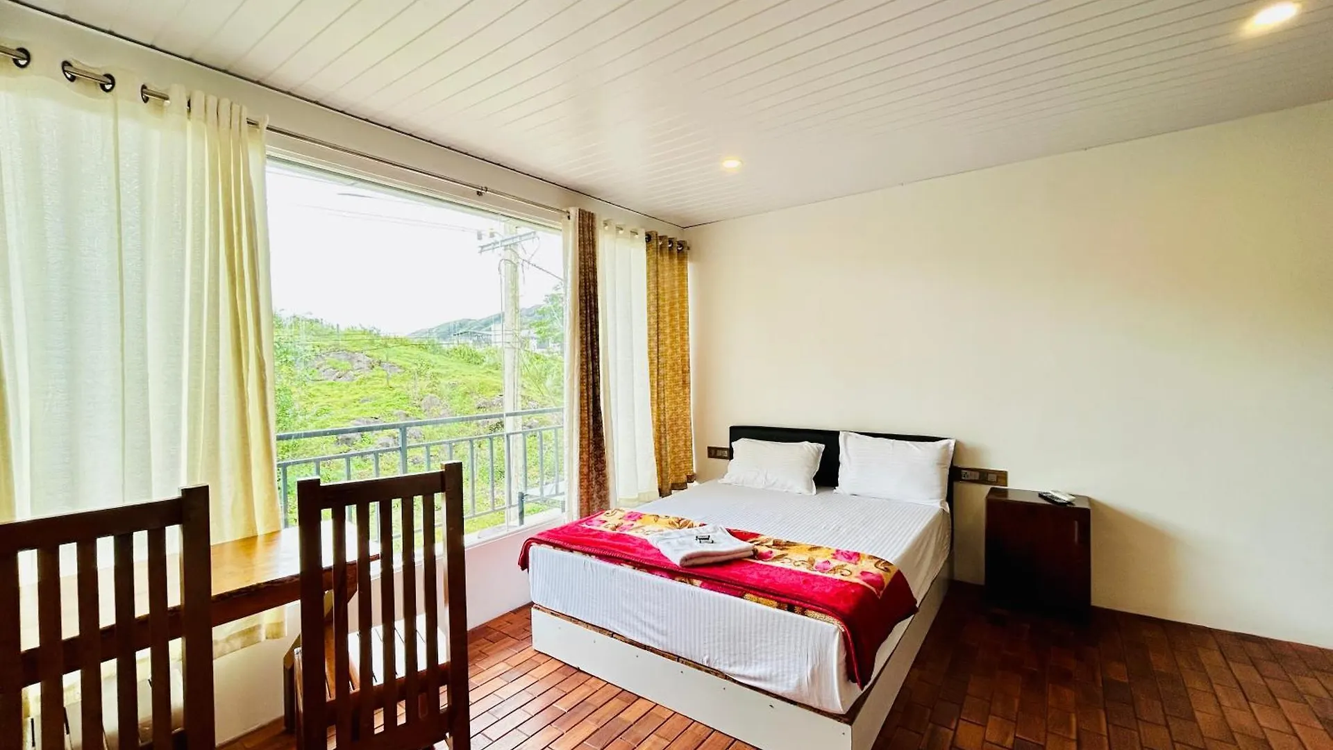 Baywood Cottages Vagamon Villa