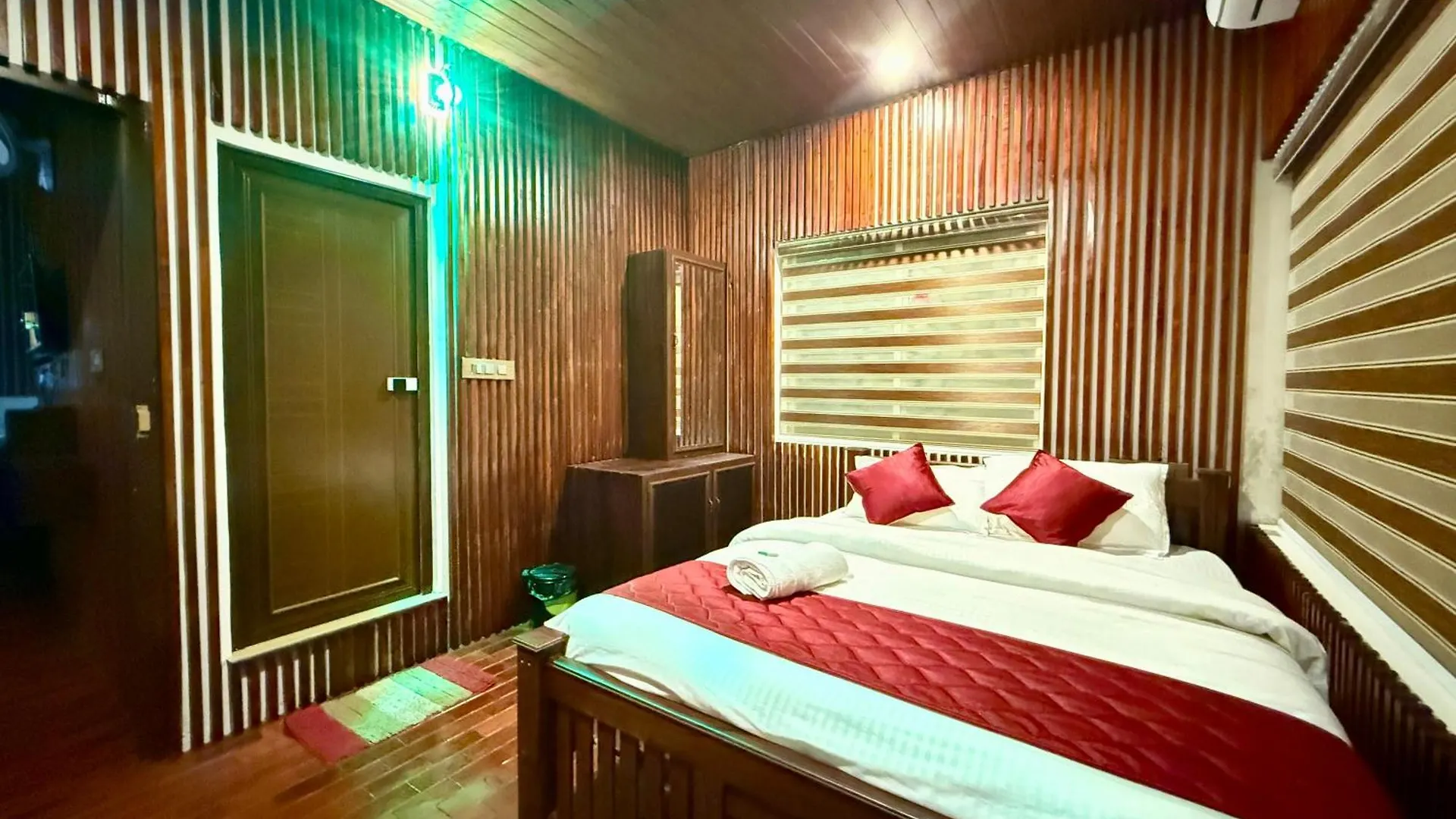 Baywood Cottages Vagamon India